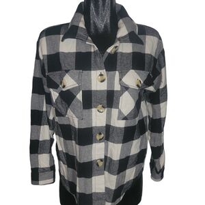 Suzy Shier Black And White Plaid Flannel Shirt M